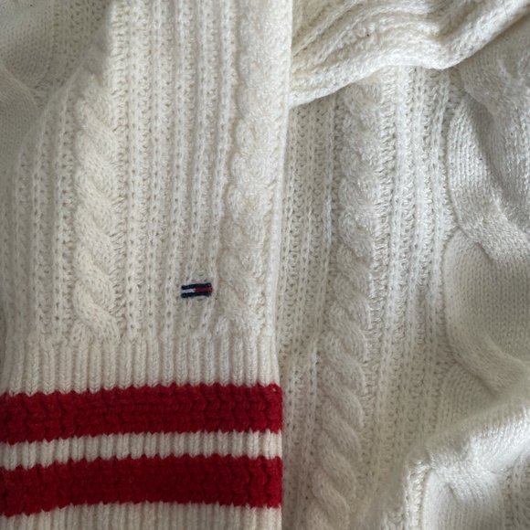 Off-White Tommy Jeans Sweater - Picture 7 of 7
